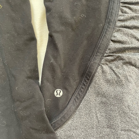 Lululemon jacket - Picture 4 of 7